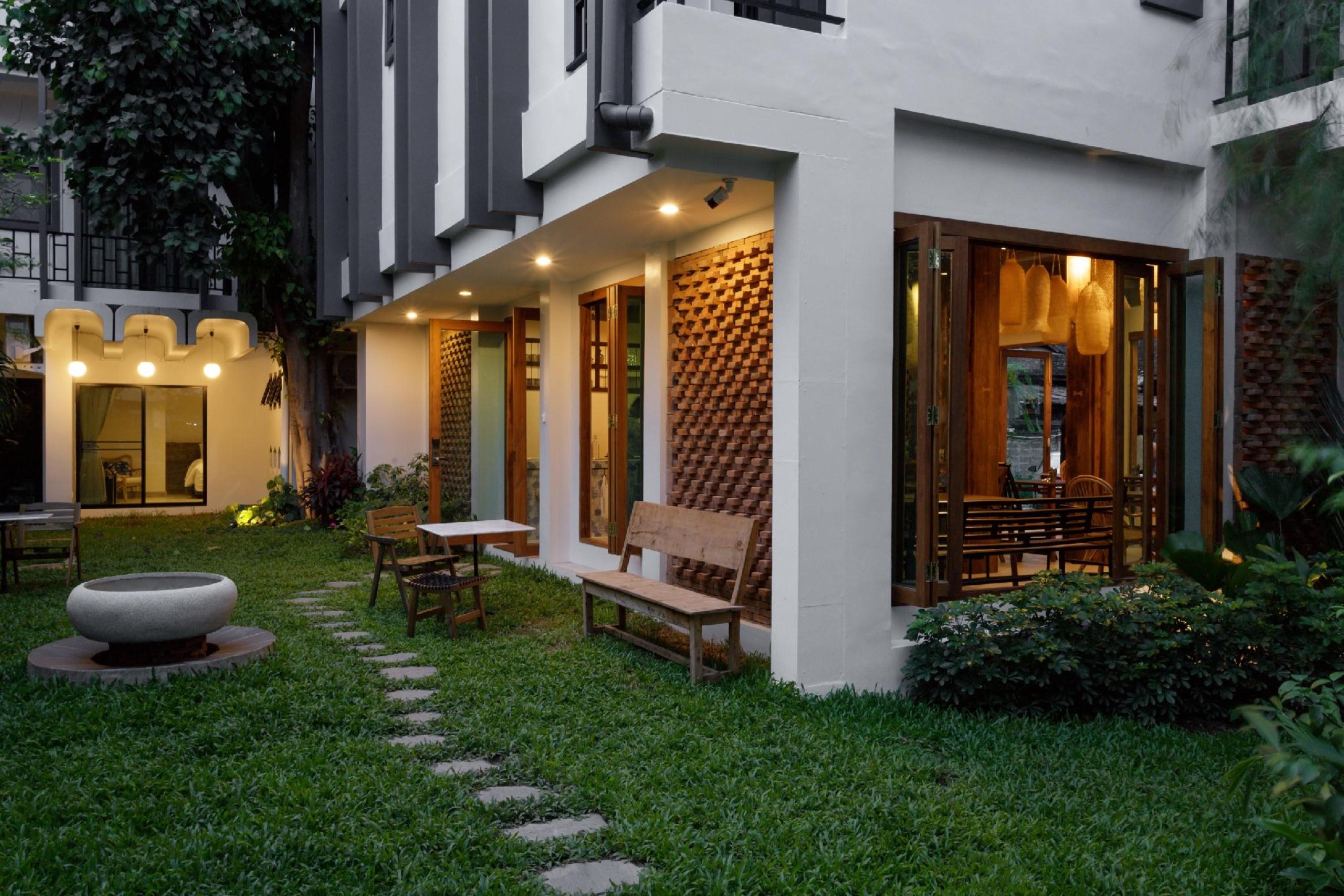 The Locals Chiang Mai Hotell Exteriör bild